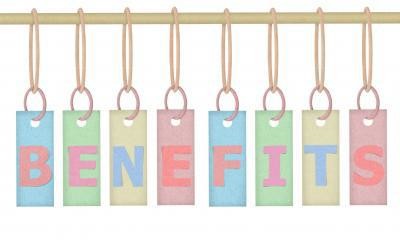Hanging Benefits Tag